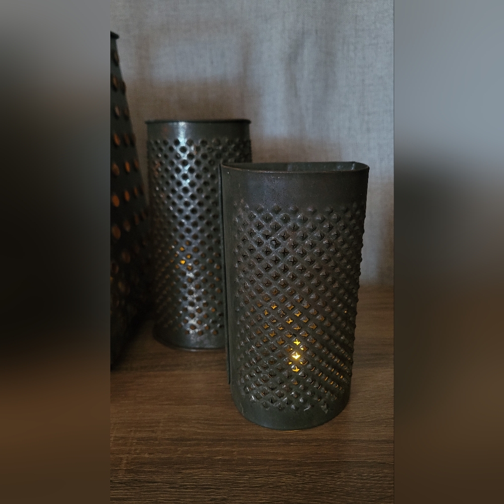 Vintage Metal Grater Set Candle Holder Decor - Picture 4 of 16
